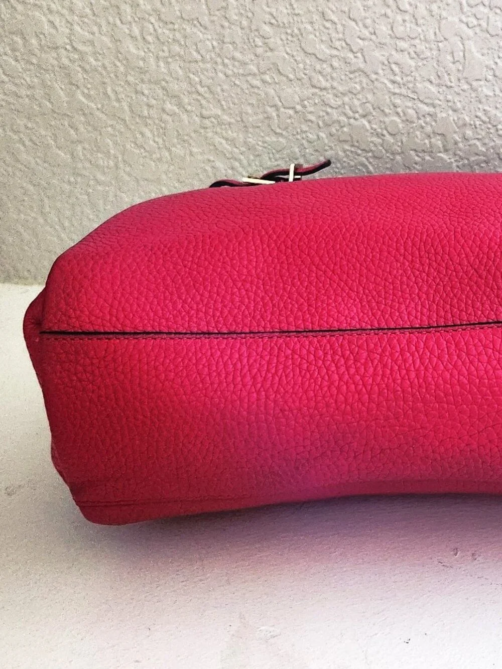 Kate Spade New York Fushia Leather Shoulder Bag Purse